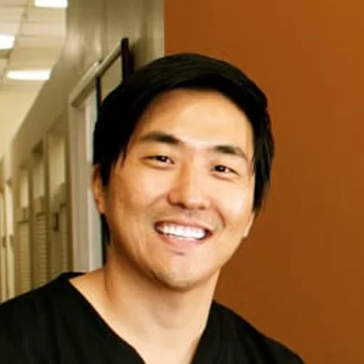 Chiropractor Glendale CA Daniel Choe